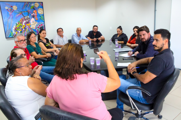 Rafael Cita recebe moradores do Campinho