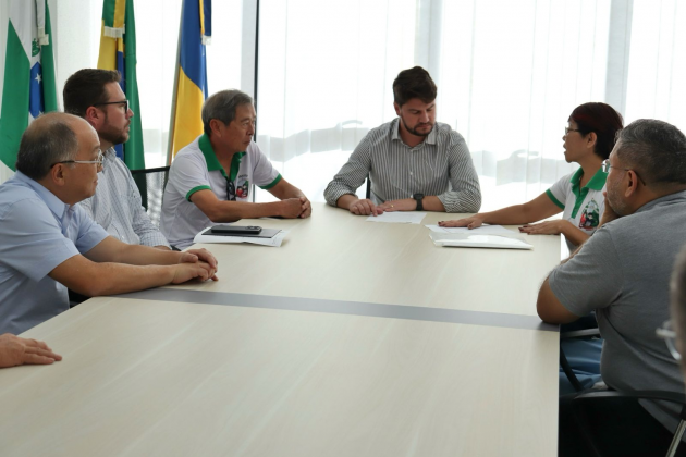 Convite para Festa do Ovo e do Abacate 2025