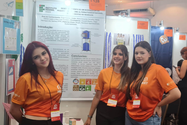 Alunas Emílio exposição engenharias