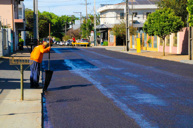 Rua Rolinhas lama asfáltica